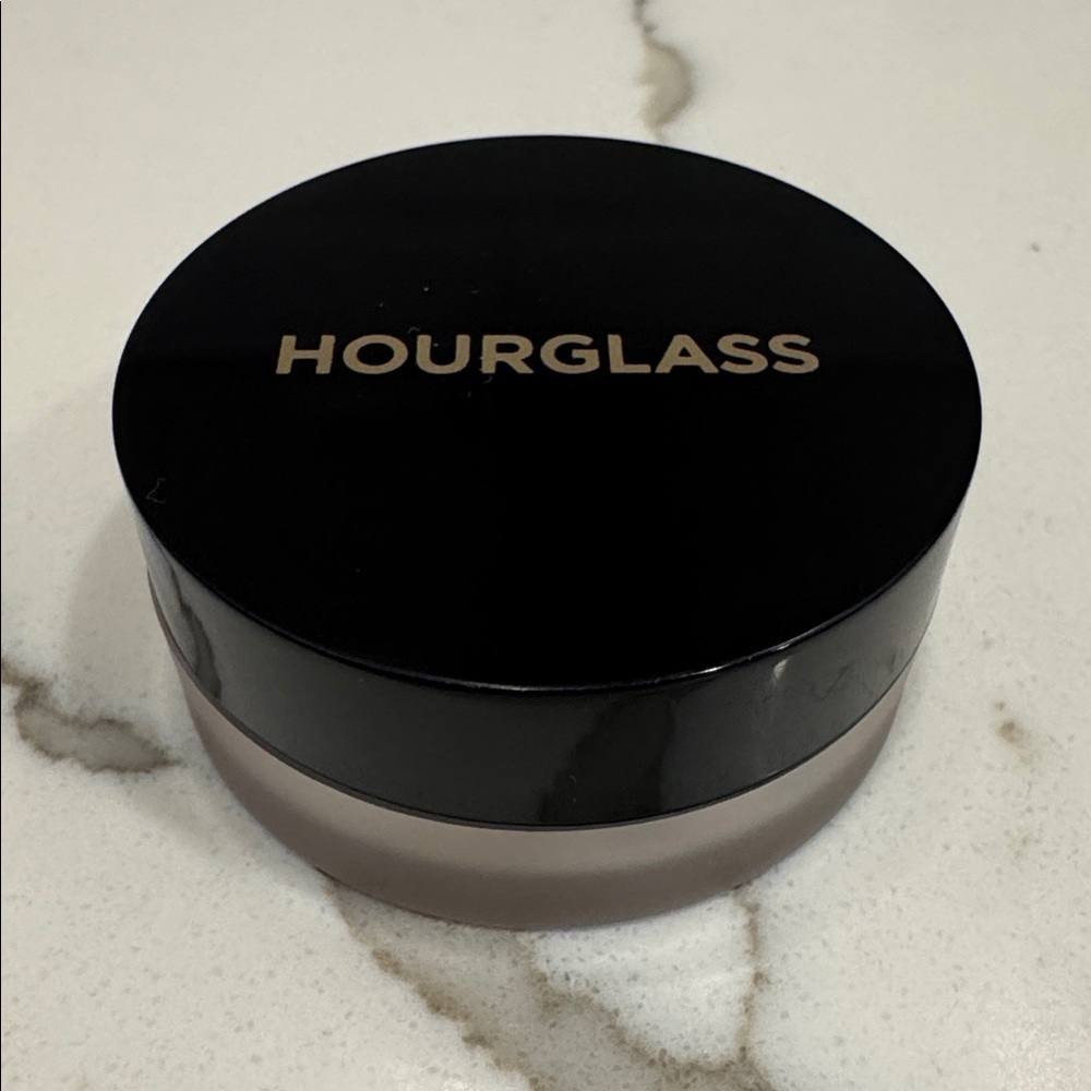🌸5/$25🌸 Hourglass veil translucent setting powder